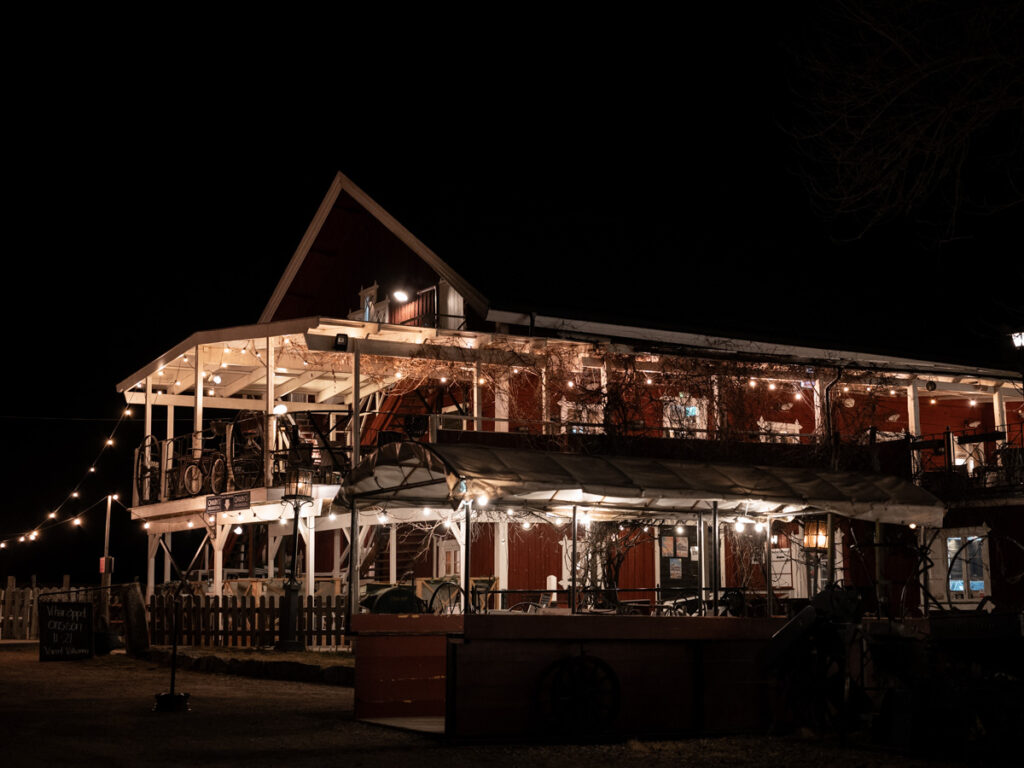 Westerqwarn vid Strömholms kanal i kvällsljus